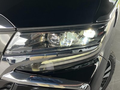 TOYOTA ALPHARD - 10