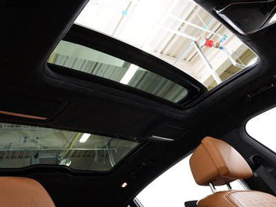 2020 BMW 7 SERIES photo 4