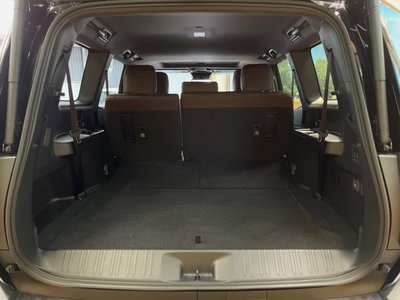 TOYOTA LAND CRUISER 250 - 10