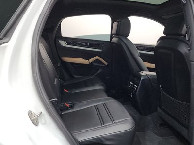 2023 Porsche CAYENNE 缩略图 17