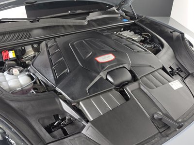 PORSCHE CAYENNE - 7