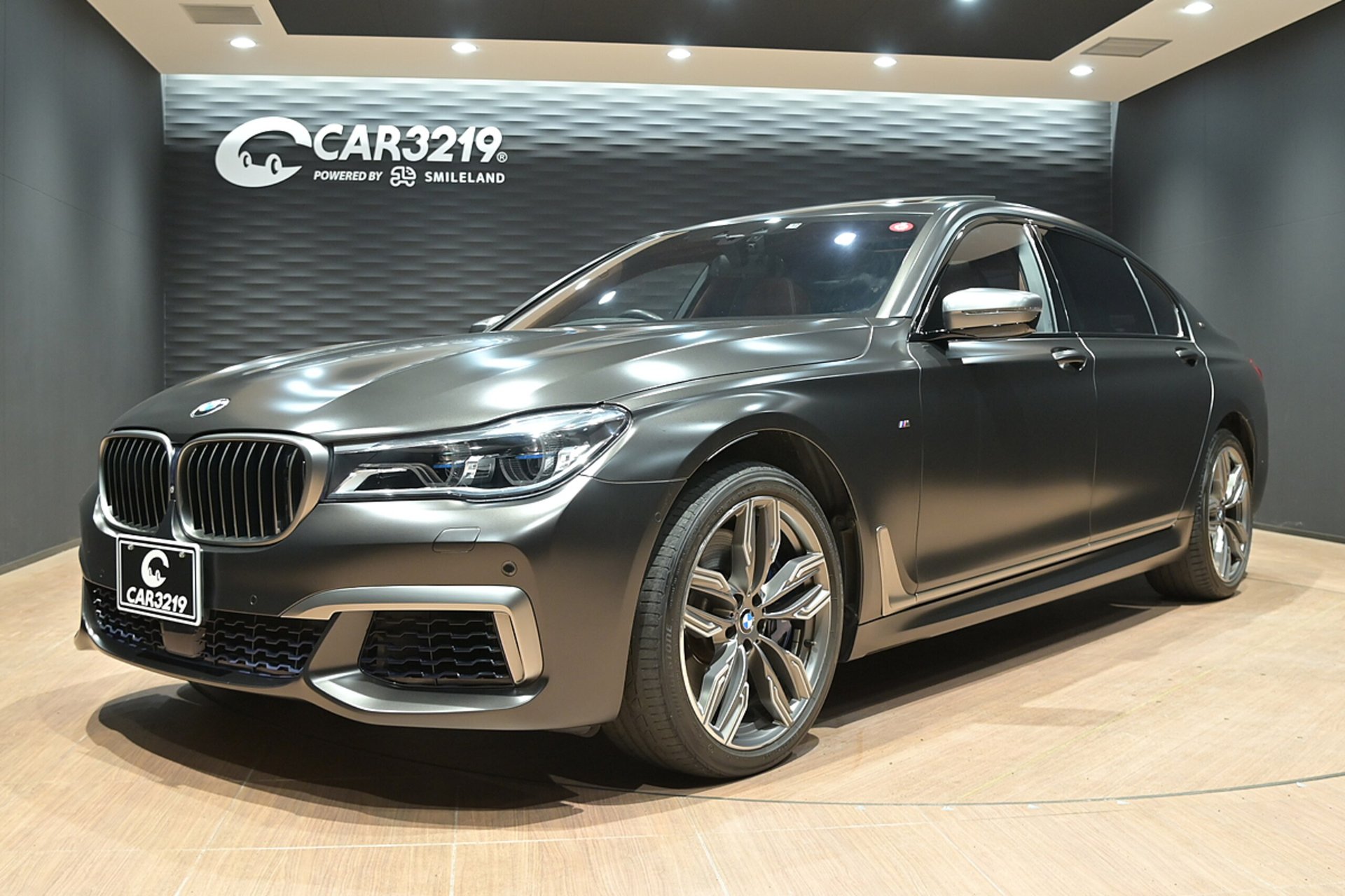 BMW 7 SERIES - View 1