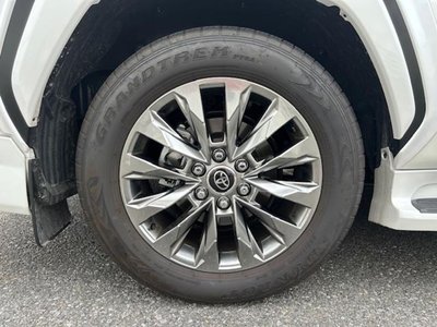 2023 Toyota LAND CRUISER 300 — миниатюра 36