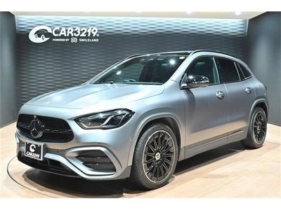 MERCEDES-BENZ GLA - 1