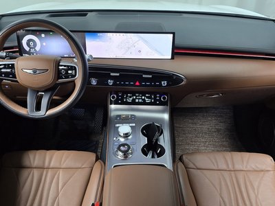 صورة 5 لـ 2025 Genesis GV70