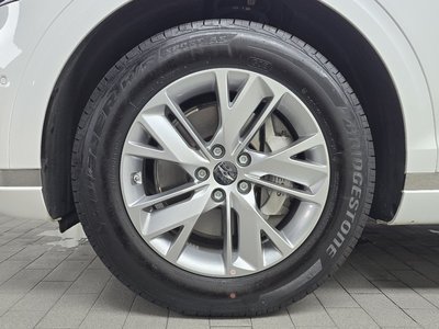 صورة 6 لـ 2025 Genesis GV70