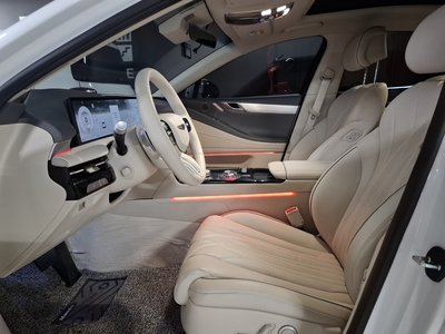 2025 Genesis G80 (RG3) 照片 8