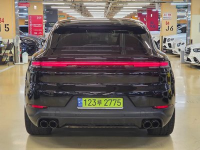 PORSCHE CAYENNE - 4
