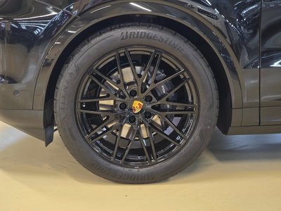 PORSCHE CAYENNE - 6