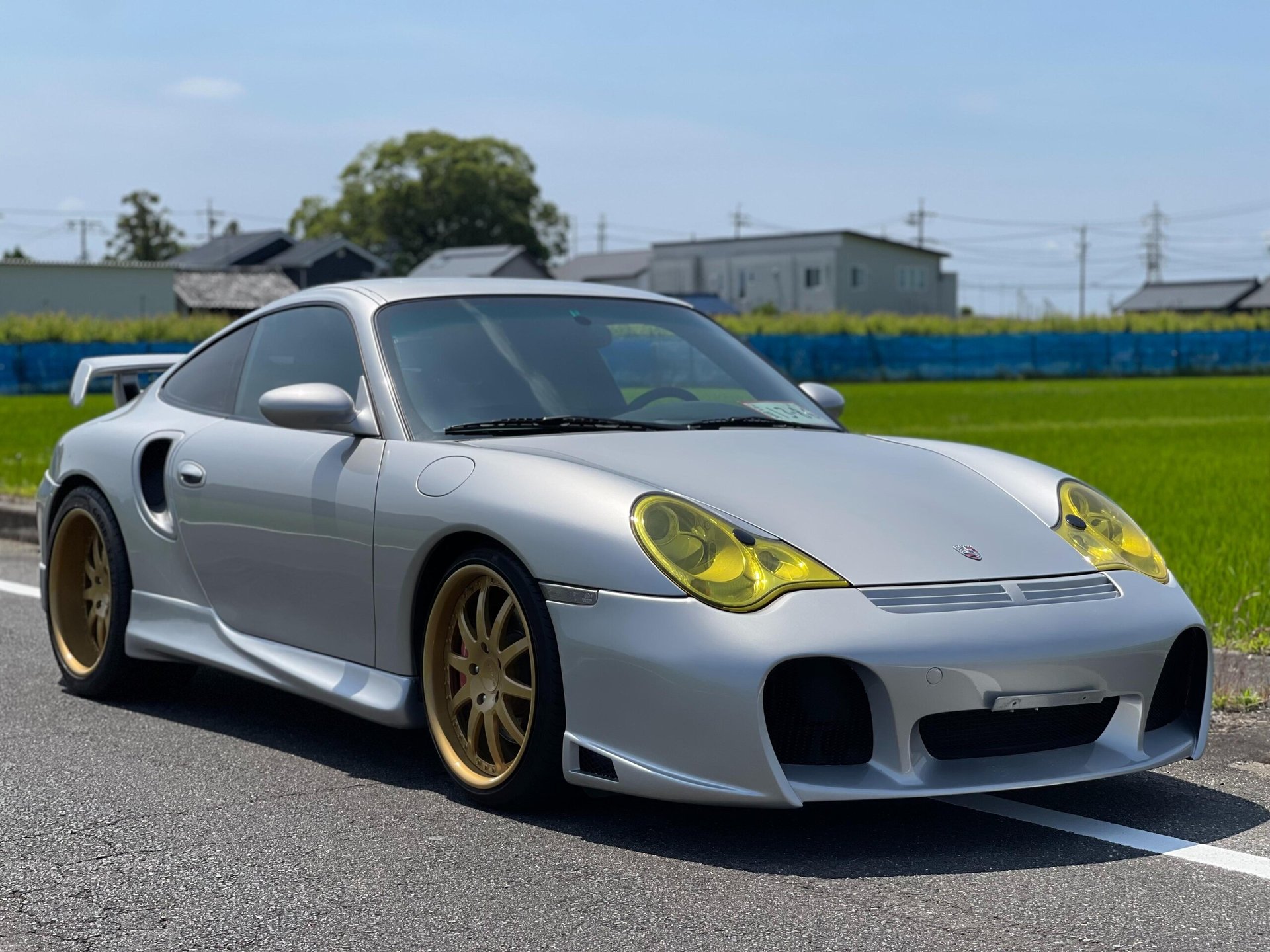 PORSCHE 911 - View 1