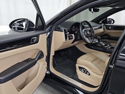 2021 Porsche CAYENNE thumbnail 13