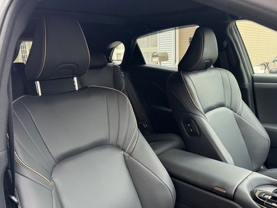 TOYOTA CROWN SPORT - 6