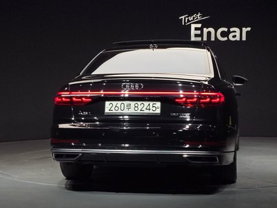 AUDI A8 - 4