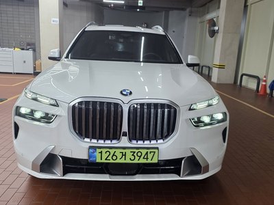 2026 BMW X7 照片 1