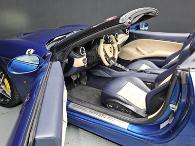 FERRARI CALIFORNIA - 10