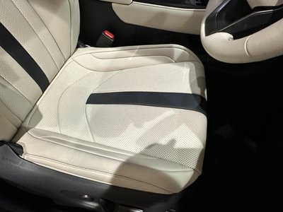 2025 Lexus LBX 缩略图 18