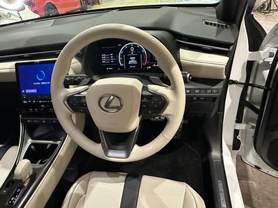 2025 Lexus LBX 缩略图 24