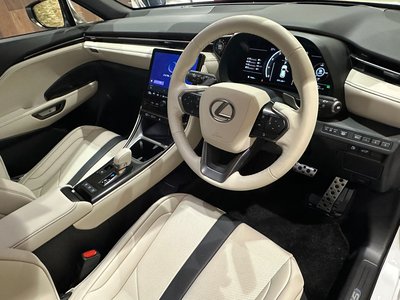2025 Lexus LBX 缩略图 23