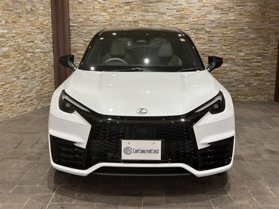2025 Lexus LBX photo 2