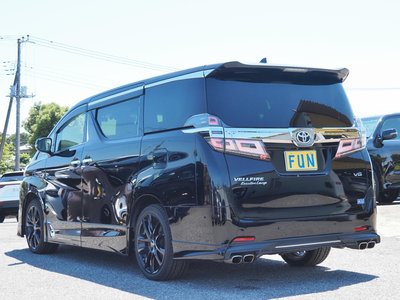TOYOTA VELLFIRE - 6