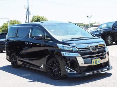 TOYOTA VELLFIRE - 3
