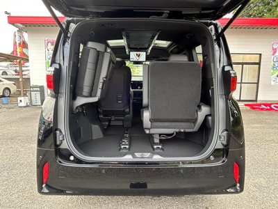 2026 Toyota ALPHARD 照片 37