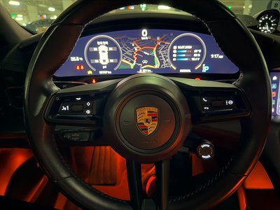 2021 Porsche TAYCAN photo 8