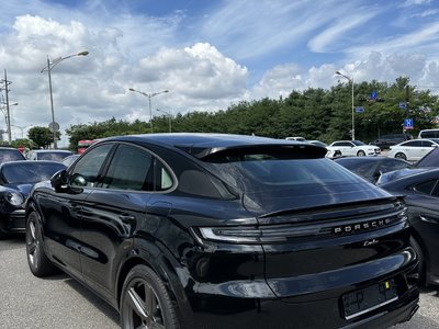 صورة مصغرة 15 لـ 2025 Porsche CAYENNE
