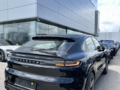صورة مصغرة 11 لـ 2025 Porsche CAYENNE