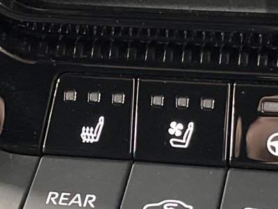 2024 Toyota LAND CRUISER 250 — миниатюра 41