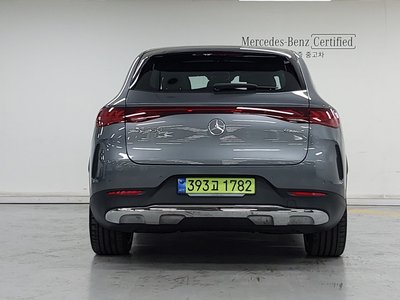2025 Mercedes-BENZ EQE photo 3