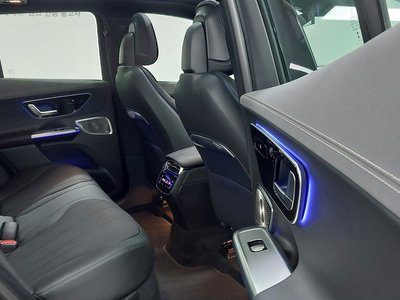 2025 Mercedes-BENZ EQE photo 10