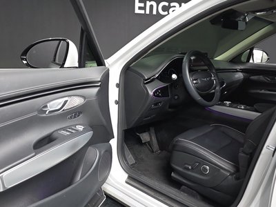 صورة مصغرة 13 لـ 2022 Genesis GV70