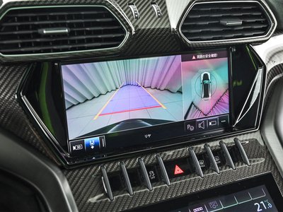2023 Lamborghini URUS — миниатюра 30