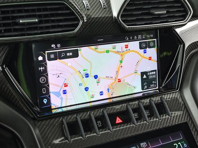 2023 Lamborghini URUS — миниатюра 31
