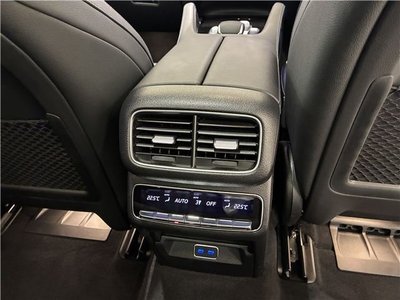2025 Mercedes-BENZ GLE — миниатюра 19