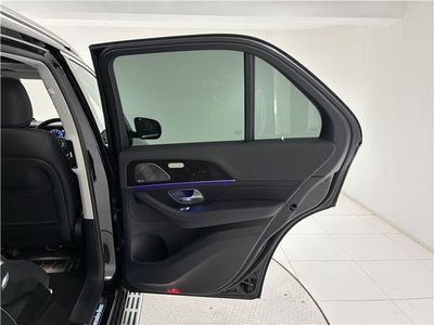 2025 Mercedes-BENZ GLE — миниатюра 16