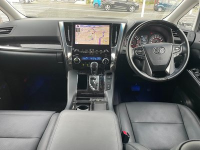 TOYOTA ALPHARD - 8