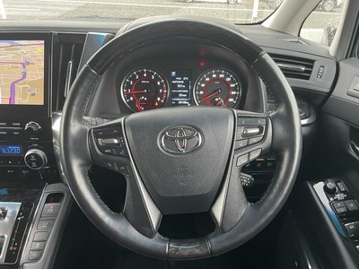 TOYOTA ALPHARD - 9
