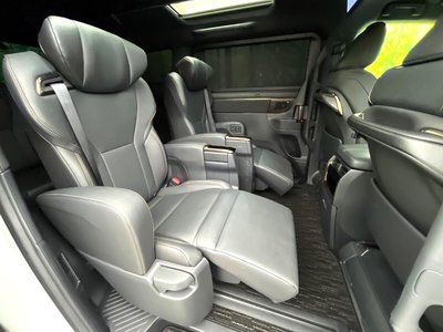 2025 TOYOTA ALPHARD — фото 8