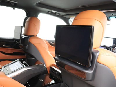 2023 Lexus LX thumbnail 11