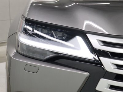 2023 Lexus LX thumbnail 17