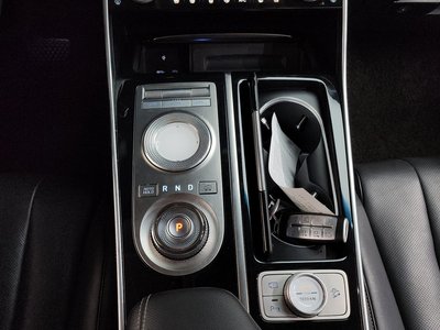 صورة 9 لـ 2020 Genesis GV80