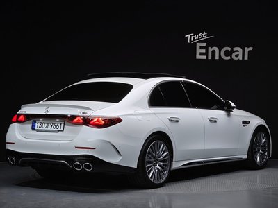 MERCEDES-BENZ E-CLASS - 4