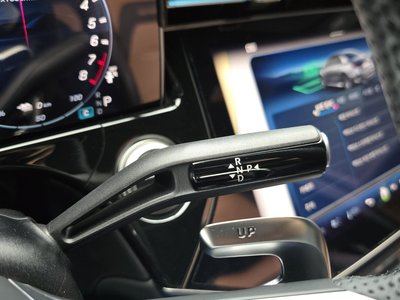 MERCEDES-BENZ E-CLASS - 9