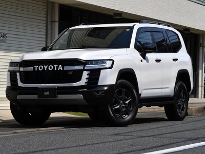 TOYOTA LAND CRUISER - 1