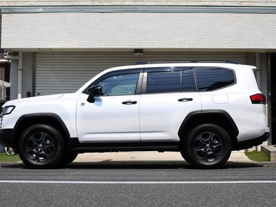 TOYOTA LAND CRUISER - 5
