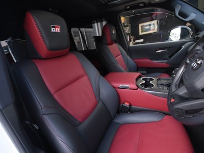 TOYOTA LAND CRUISER - 7