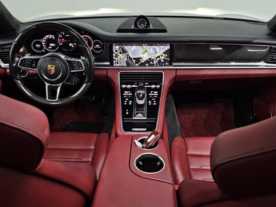 PORSCHE PANAMERA - 5