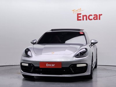 PORSCHE PANAMERA - 2